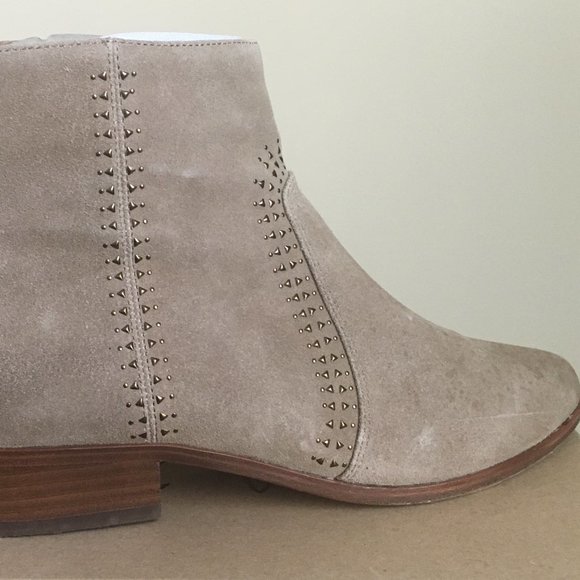 Booties - Picture 1 of 4